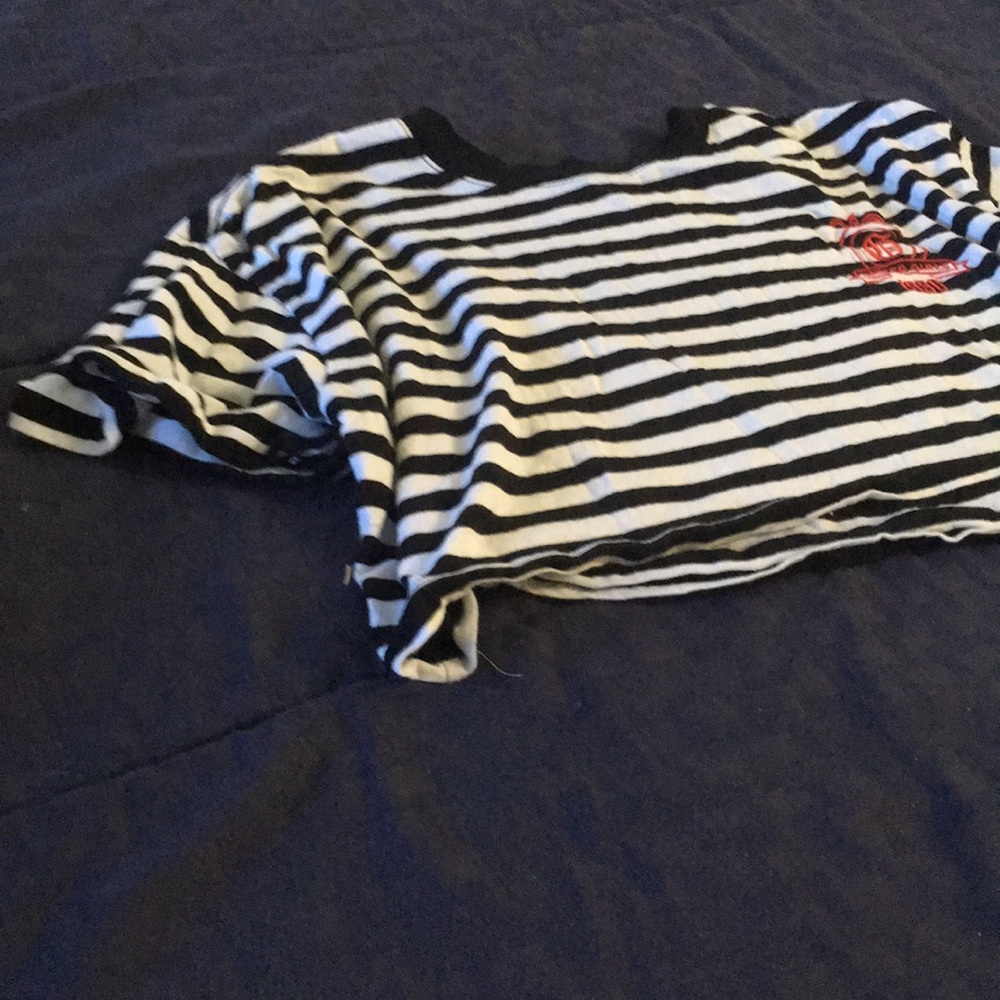 crop top - Picture 3 of 4